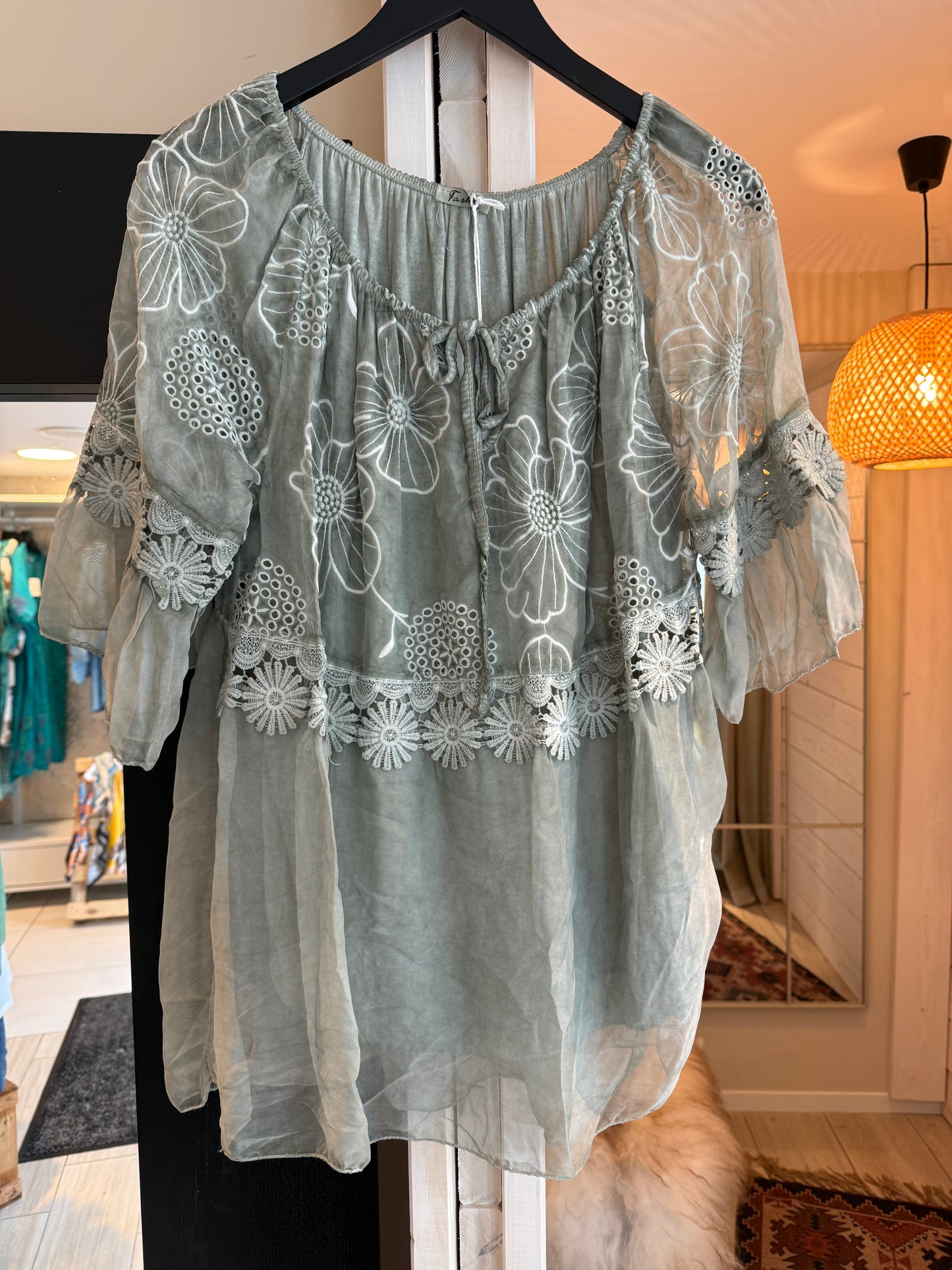 Hannah blouse- Khaki green