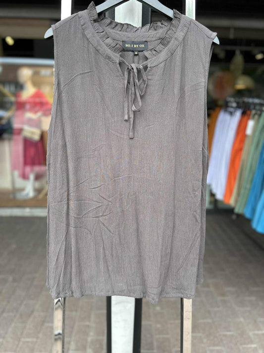 Kortermet brun bluse
