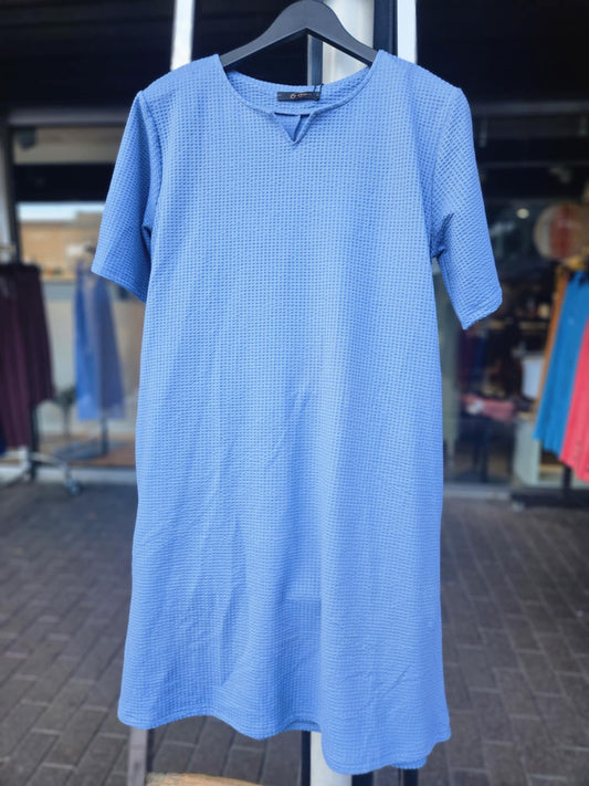 6 am Kjole Henny blue plain vaffelpique`optik
