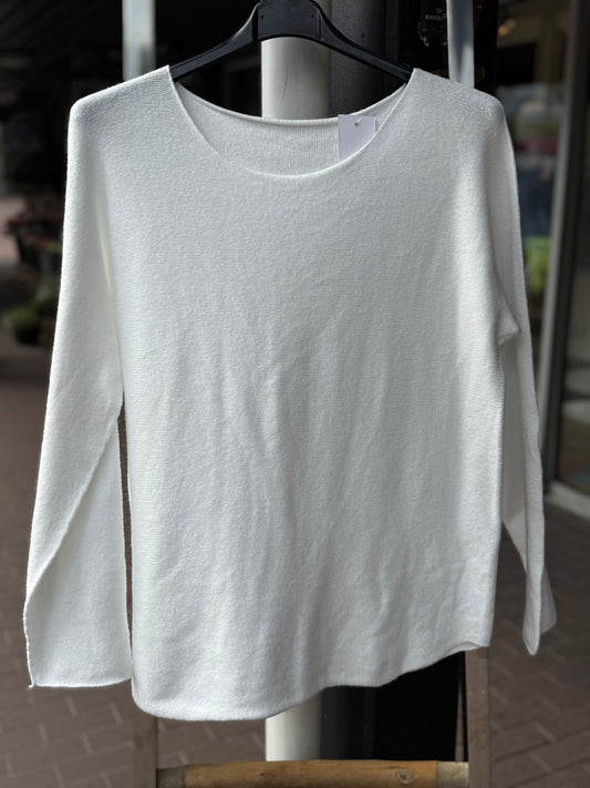Viscose strikk- white