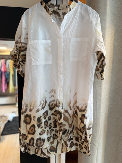 Leopard shirt- white