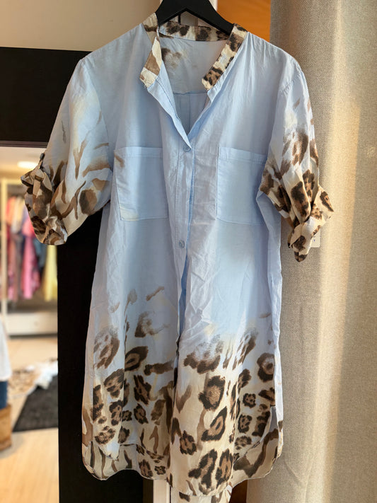 Leopard shirt- blue