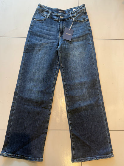 Sarah john- wide leg jeans