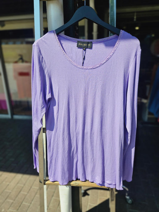 No. 1 by ox lilla longsleeve