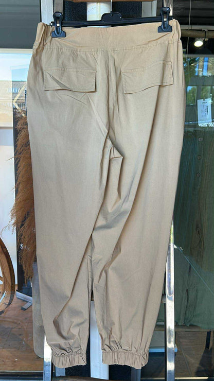 Black Colour bukse beige